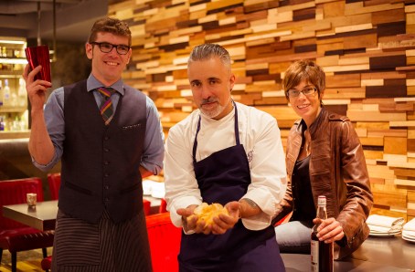 sergi-arola-sara-fort-y-fran-camino-en-sot